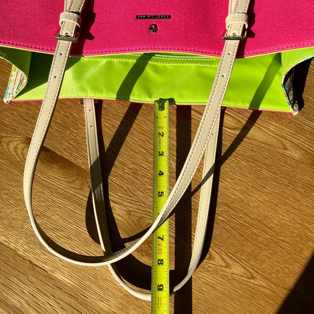 Spartina 449 Pineapple Sand Tote Bag - Picture 10 of 16